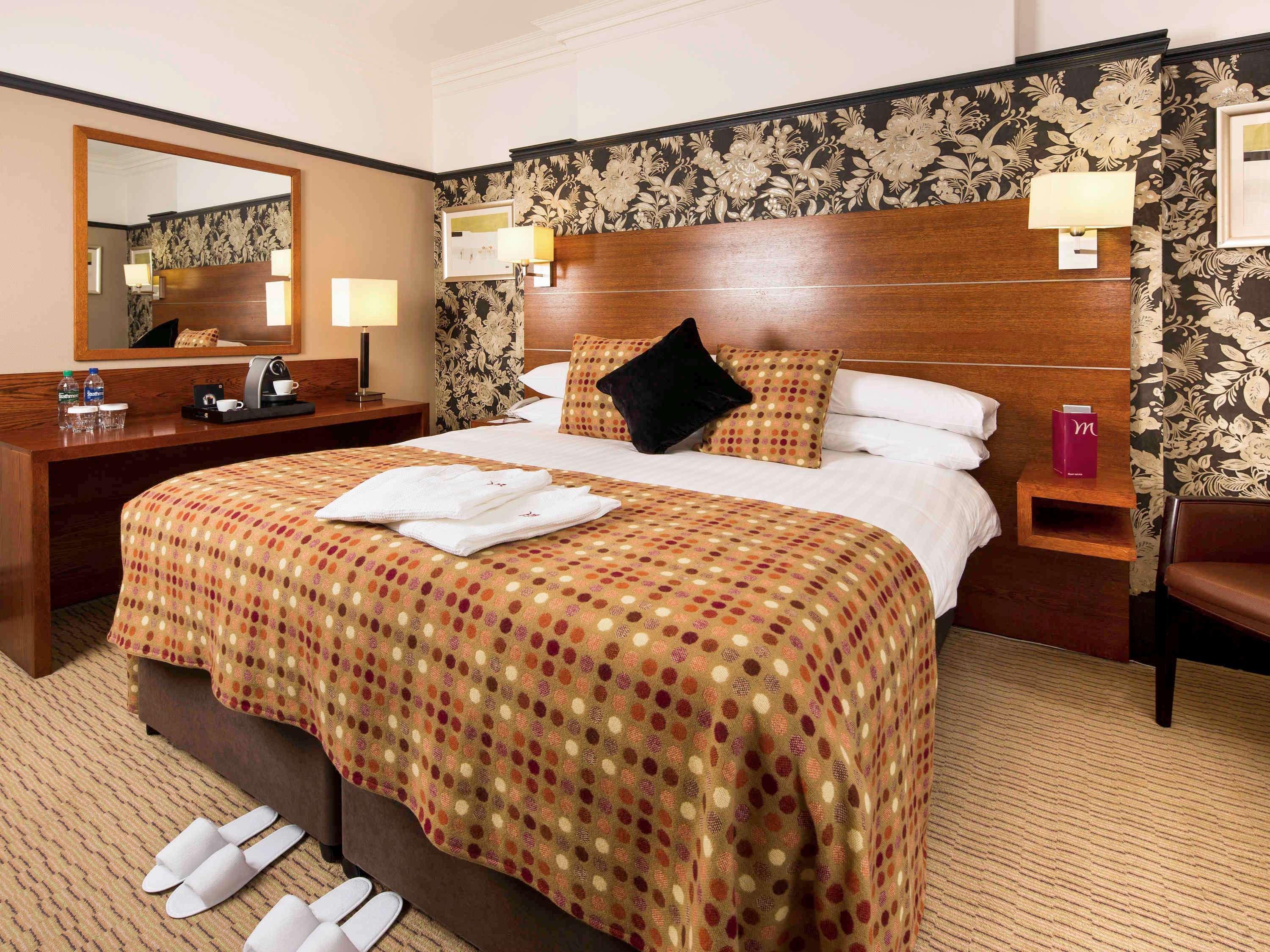 Mercure York Fairfield Manor Hotel Екстер'єр фото