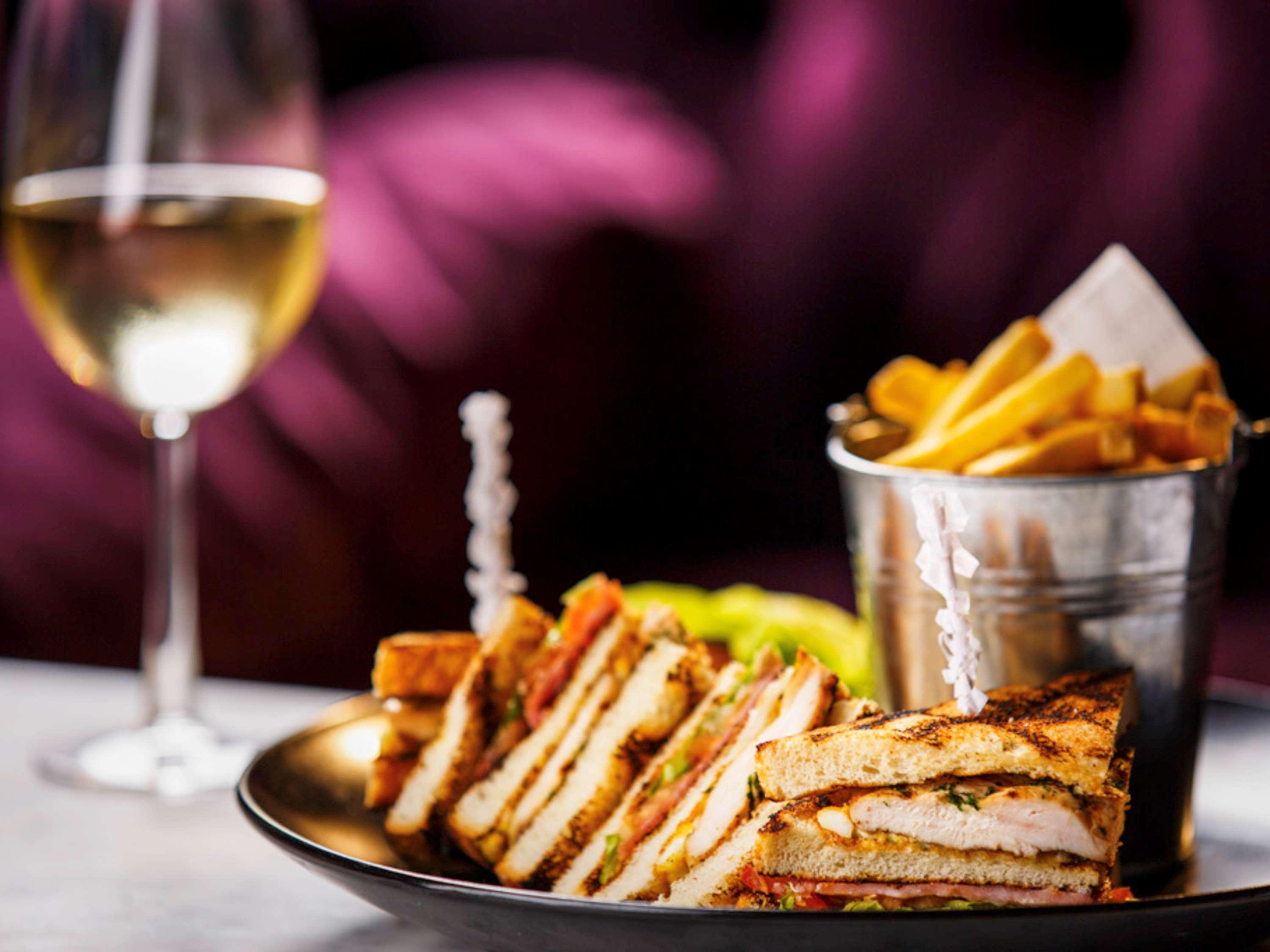 Mercure York Fairfield Manor Hotel Екстер'єр фото
