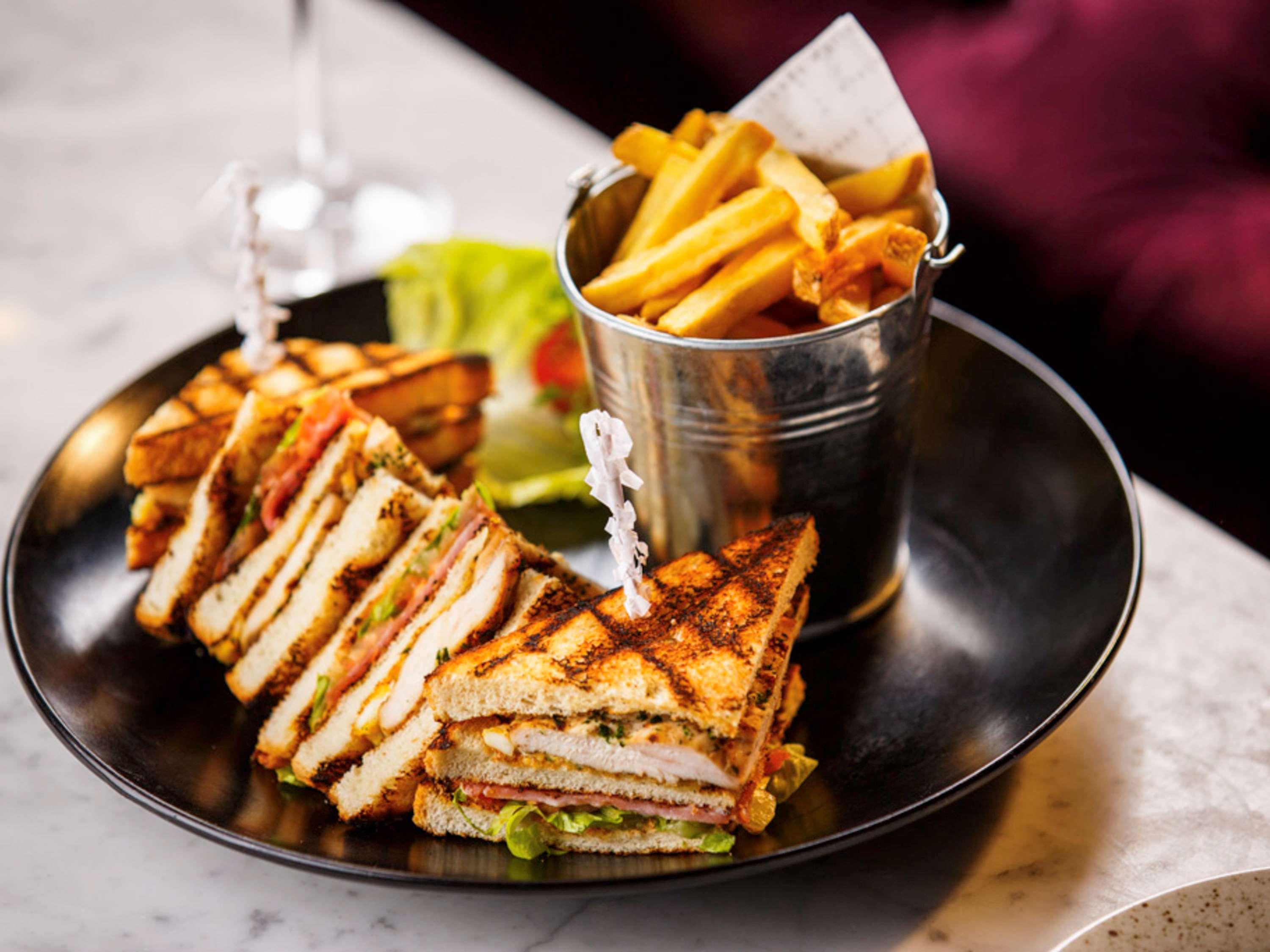 Mercure York Fairfield Manor Hotel Екстер'єр фото