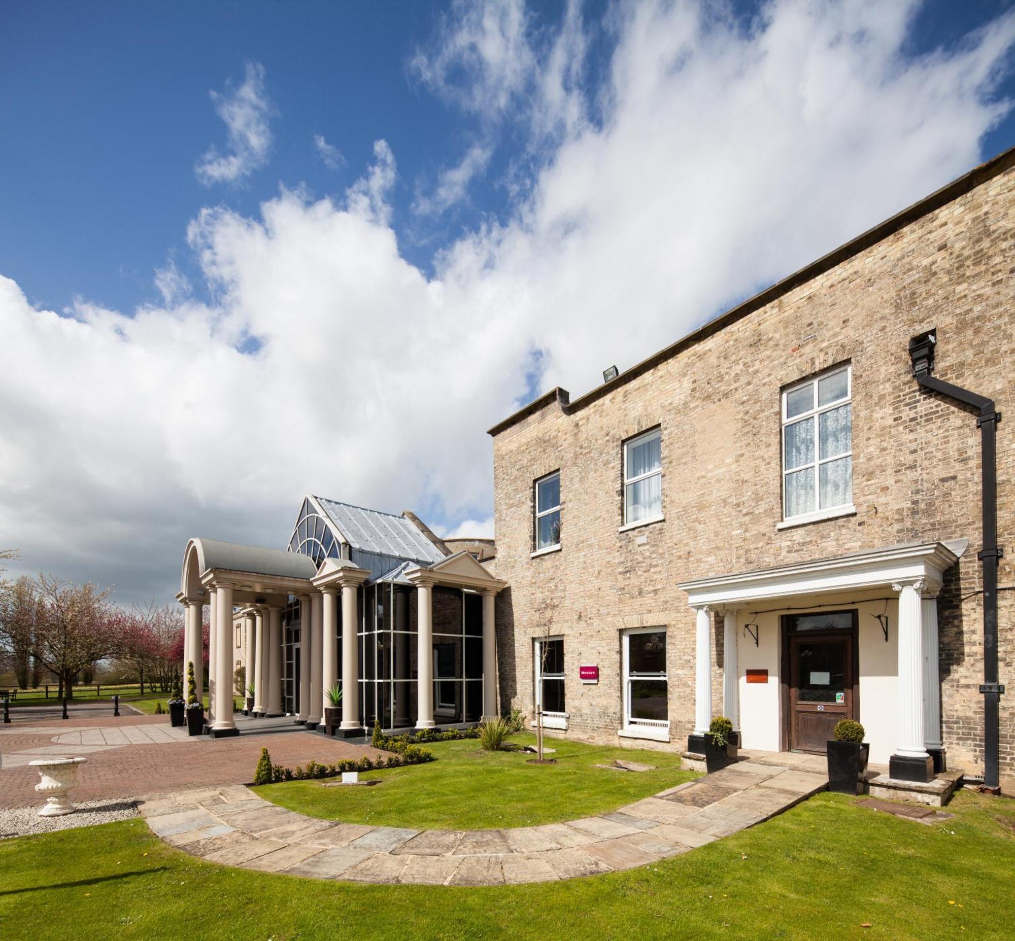 Mercure York Fairfield Manor Hotel Екстер'єр фото