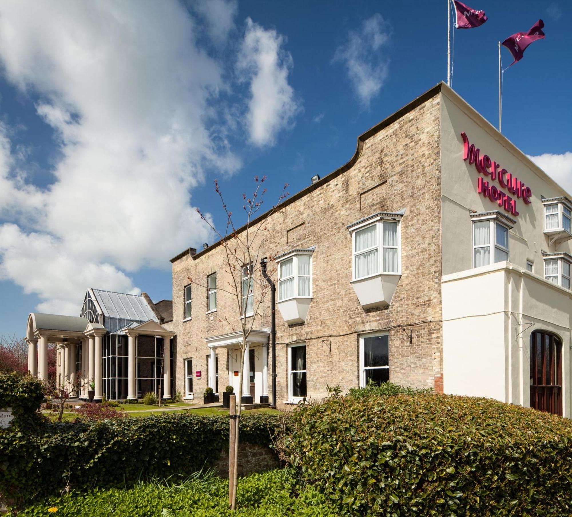 Mercure York Fairfield Manor Hotel Екстер'єр фото