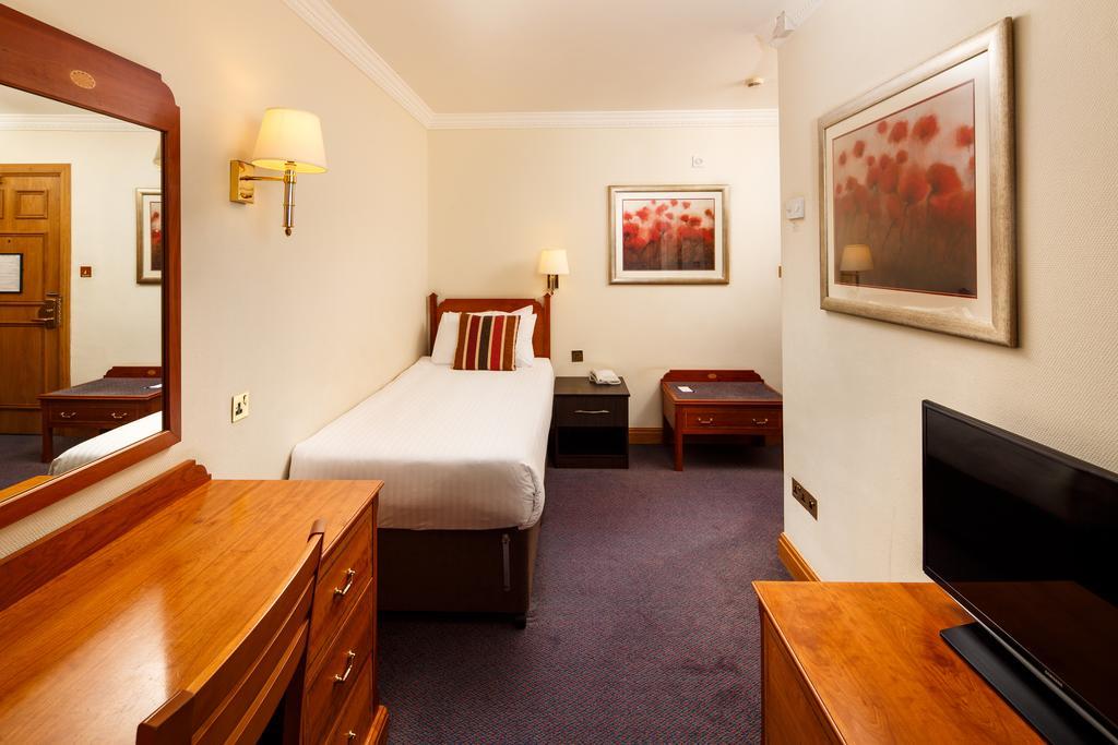 Mercure York Fairfield Manor Hotel Екстер'єр фото