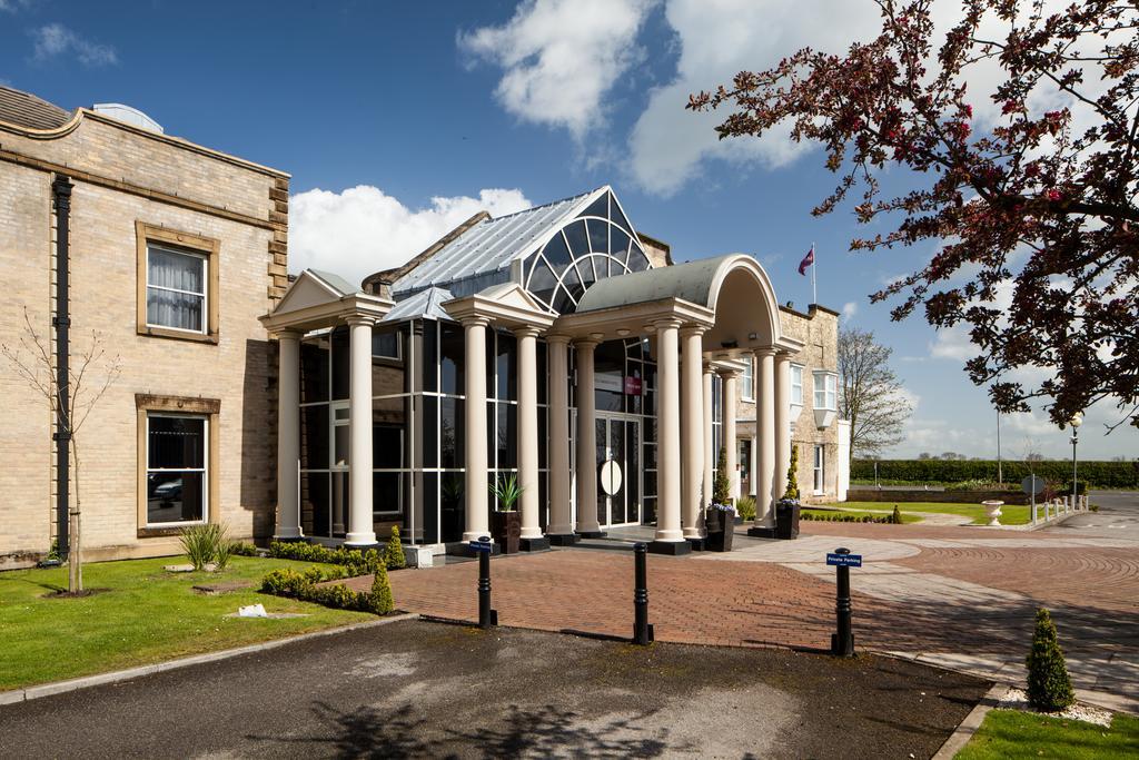 Mercure York Fairfield Manor Hotel Екстер'єр фото