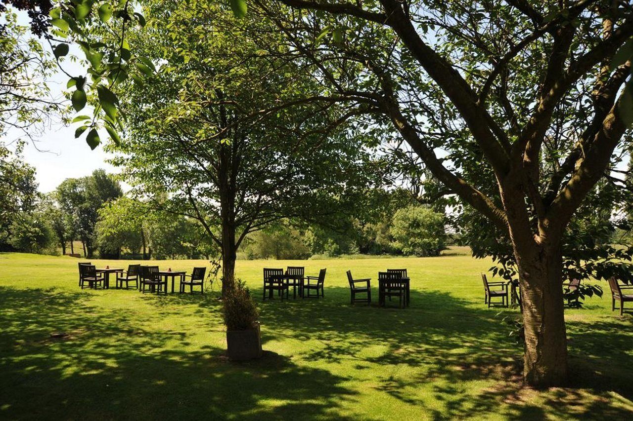 Mercure York Fairfield Manor Hotel Екстер'єр фото