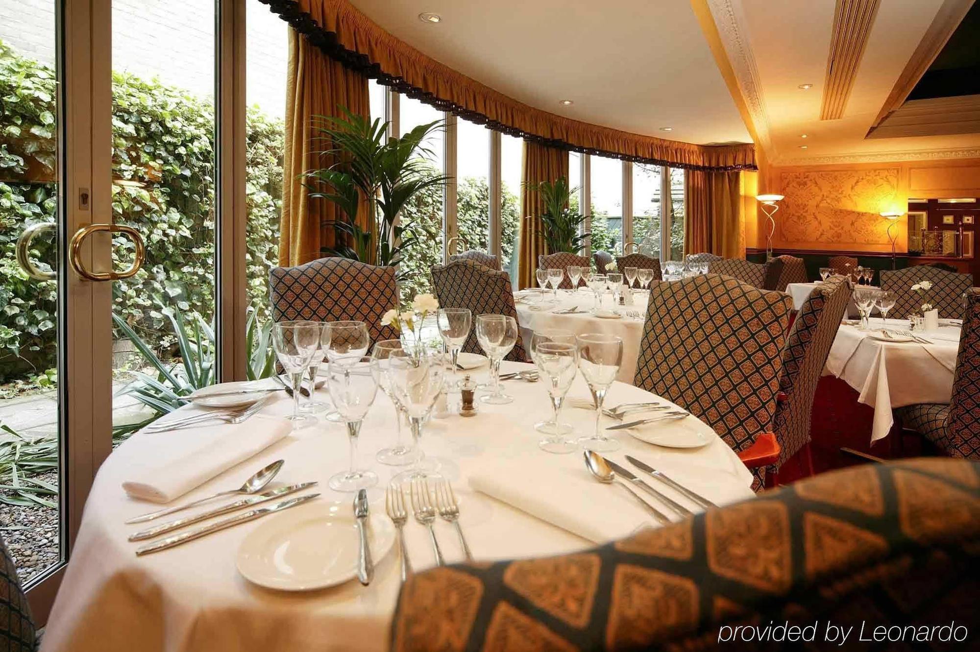 Mercure York Fairfield Manor Hotel Ресторан фото