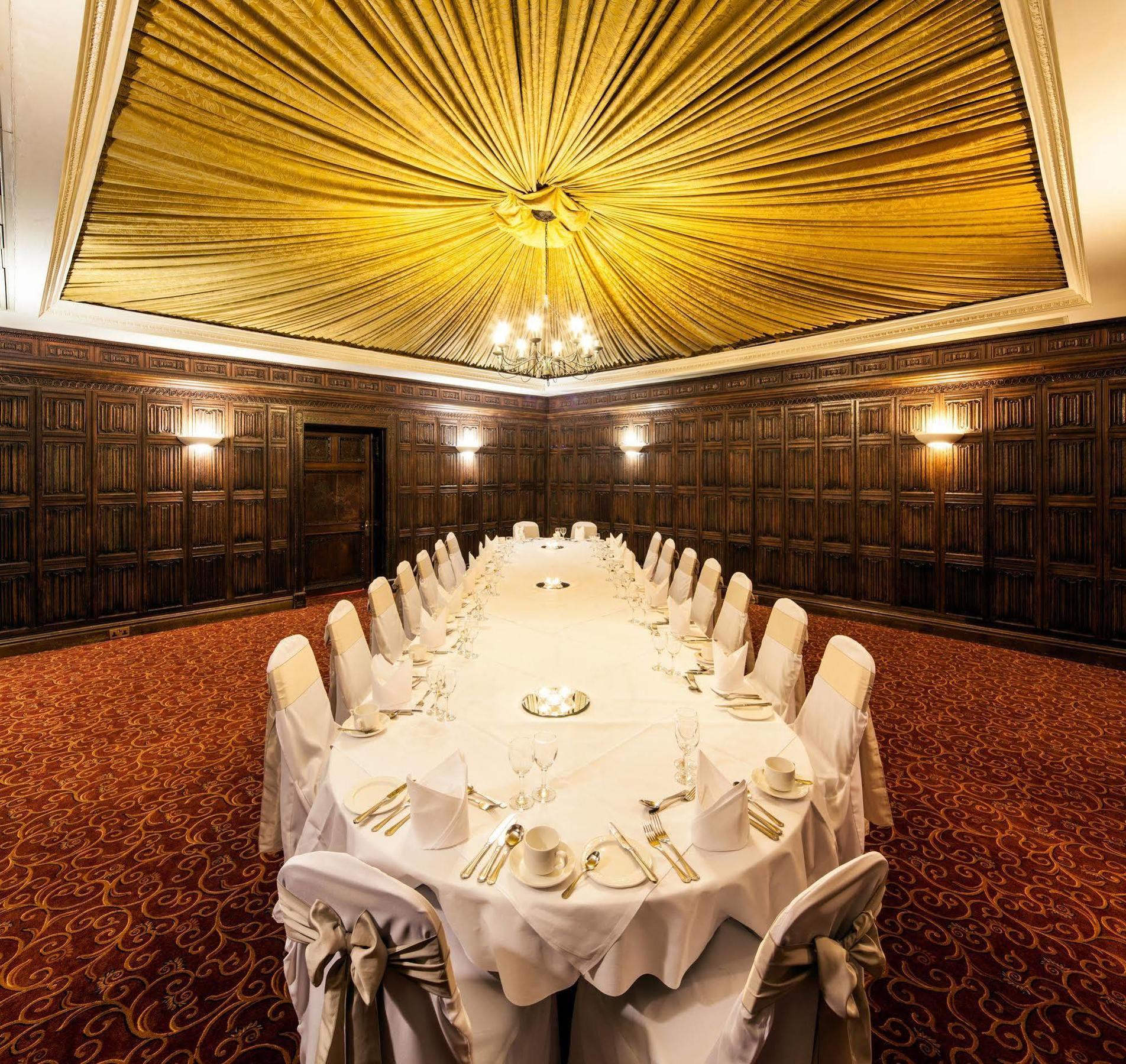Mercure York Fairfield Manor Hotel Екстер'єр фото