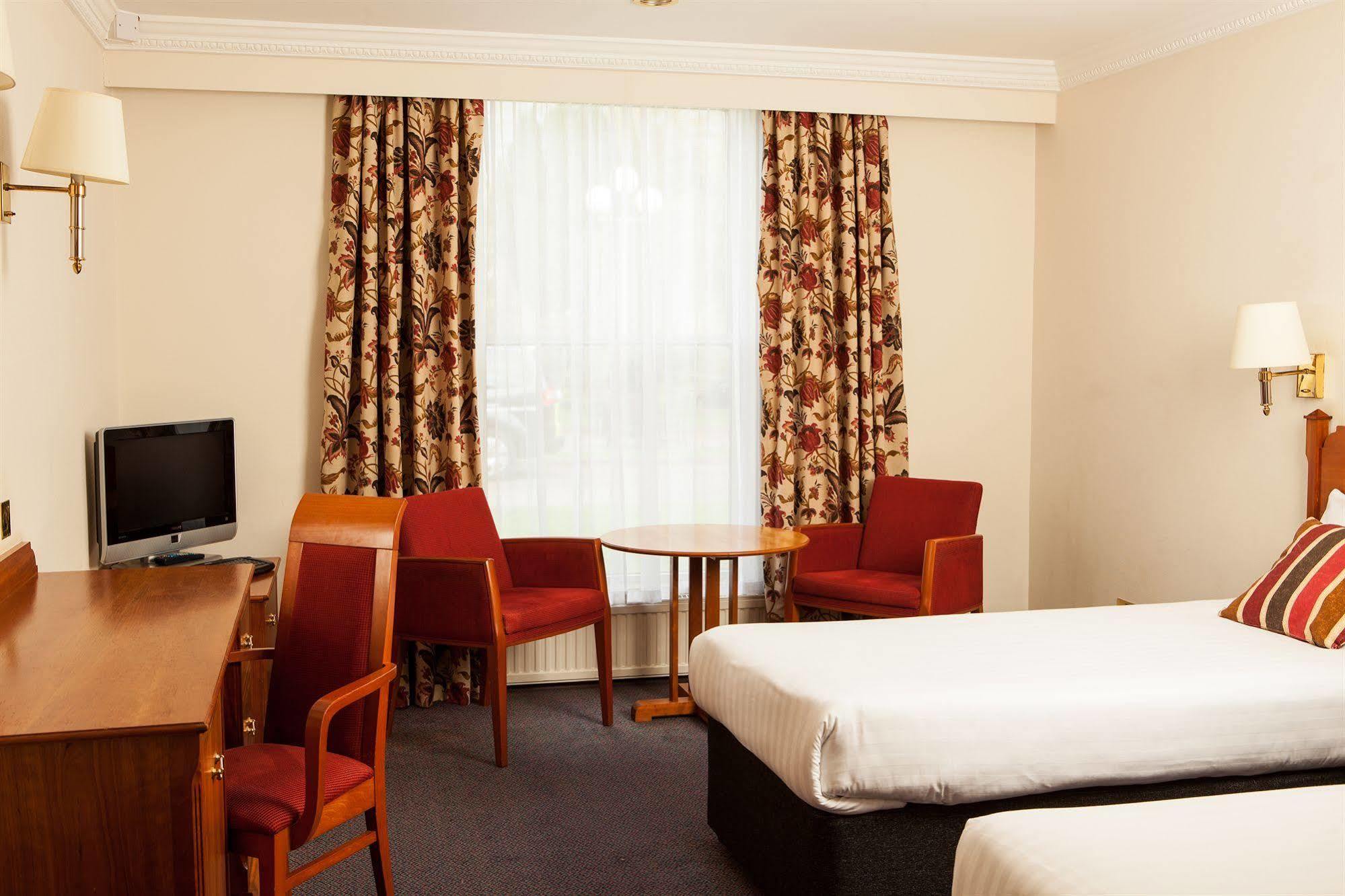 Mercure York Fairfield Manor Hotel Екстер'єр фото
